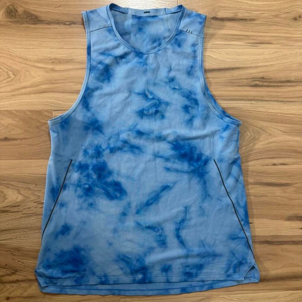 Lululemon blue tie-dye tank top workout athletic running Size Medium